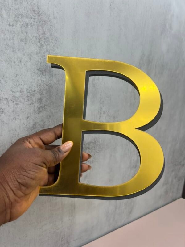 Lettres acryliques 3D 15cm